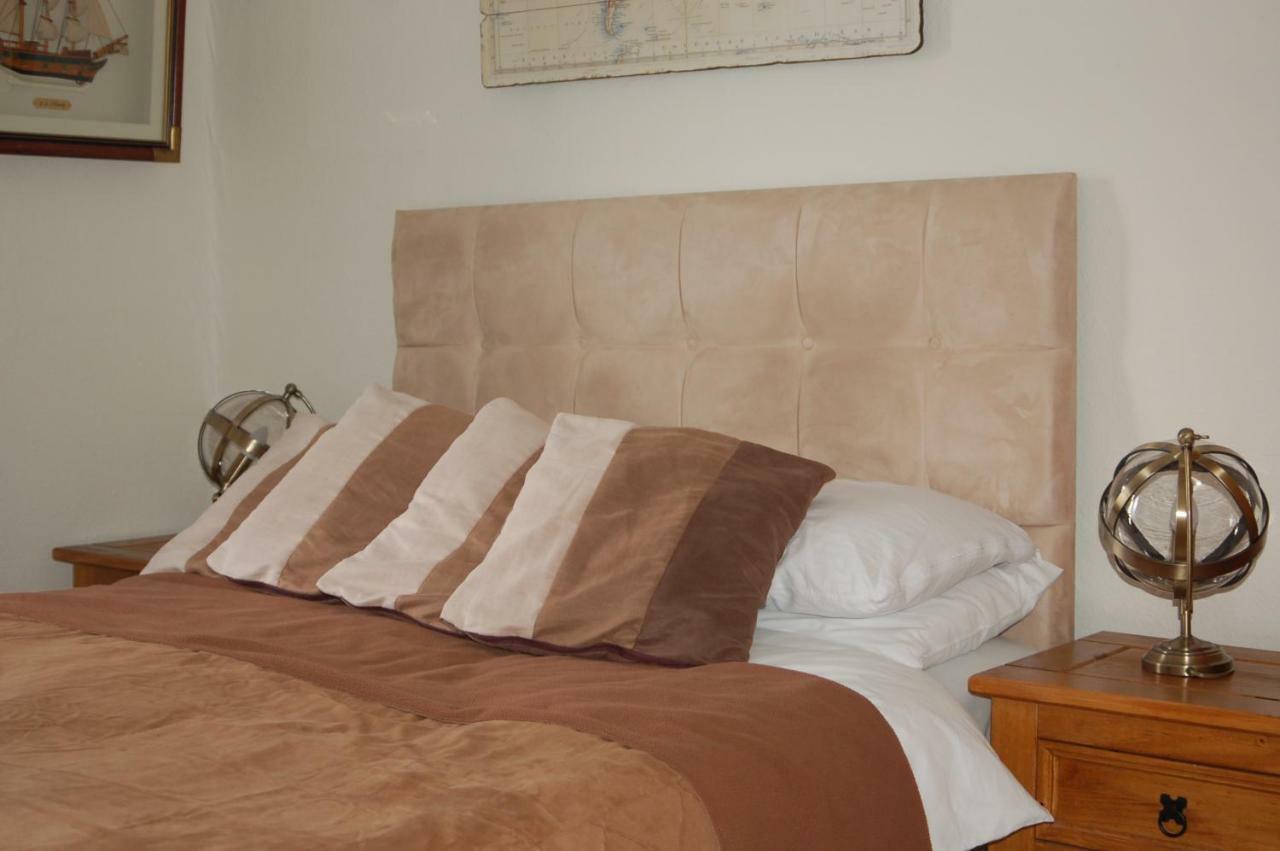섕클린 Knights Rest B&B 외부 사진